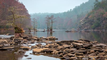 Serene Mountain Lake Reflections wallpaper