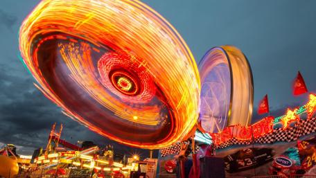Dazzling City Night Carnival Adventures wallpaper