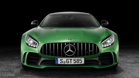 Emerald Beast Unleashed on Asphalt wallpaper