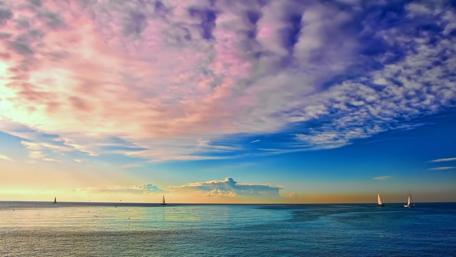 Azure Horizon Sailing Dreams wallpaper