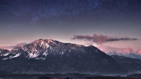 Starry Mountain Majesty wallpaper