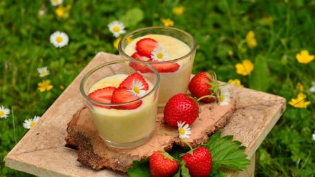 Fresh Strawberry Delight on a Natural Tabletop wallpaper