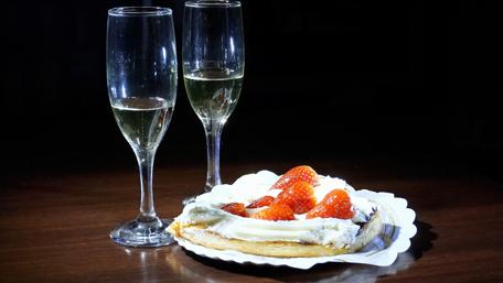 Indulgent Dessert with Bubbly Cheers wallpaper