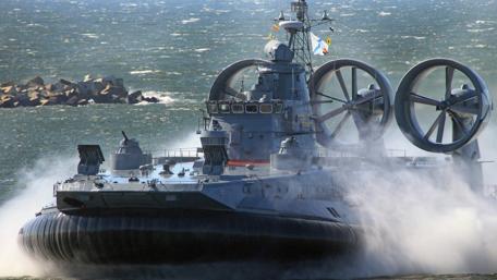 Hovercraft in Action wallpaper