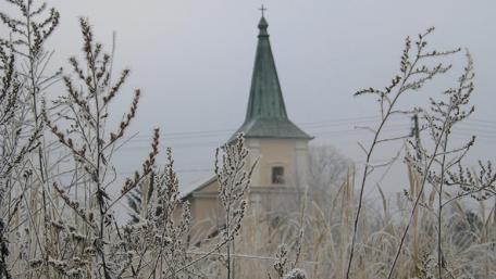 Frozen Serenity of Nature and Temple wallpaper