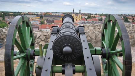 Ancient Cannon Overlooking the Cityscape wallpaper