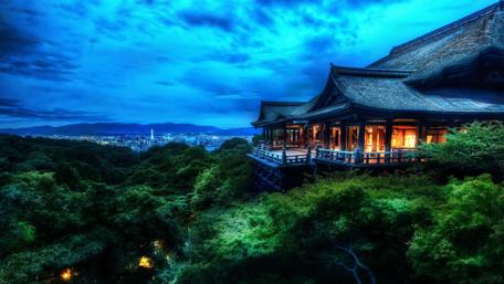 Mystical Evening in Nature's Embrace wallpaper