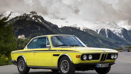 Vintage BMW Among Majestic Mountains wallpaper