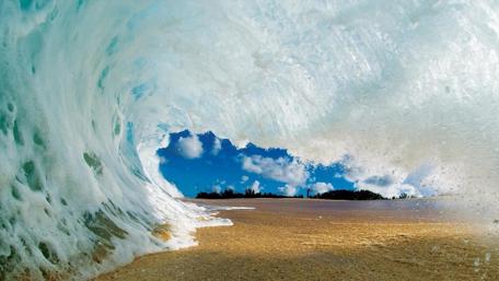 Nature's Majestic Wave Formations wallpaper