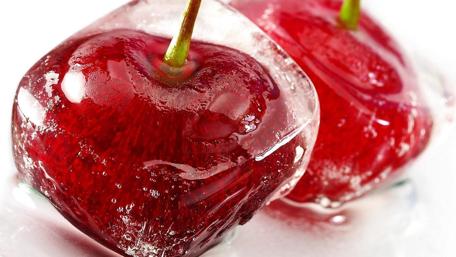 Frozen Cherry Delight wallpaper