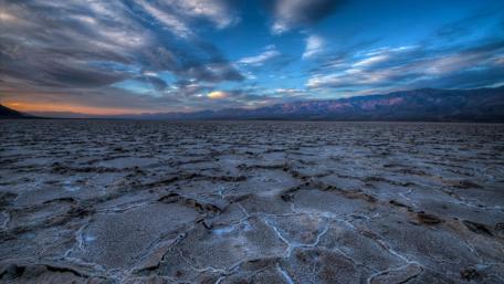 Desolate Beauty of the Badlands wallpaper