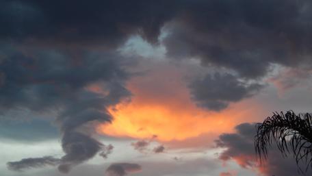 Stunning Sunset Overcast Skies wallpaper
