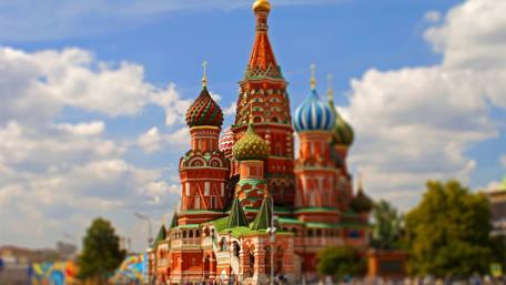 Vibrant Cityscape of Historical Architecture wallpaper