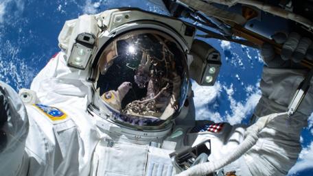 Astronaut's Epic Earthbound Selfie in Space wallpaper