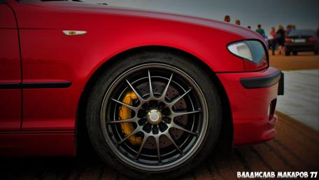 Sleek BMW with Stunning Alloy Wheels in 4K Resolution wallpaper