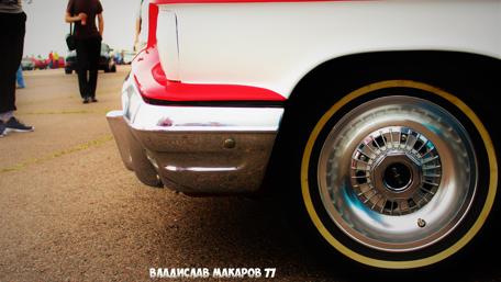Classic Car Close-Up Shot in Cherkassy wallpaper