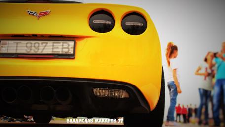 Stunning Yellow Corvette in Cherkassy wallpaper