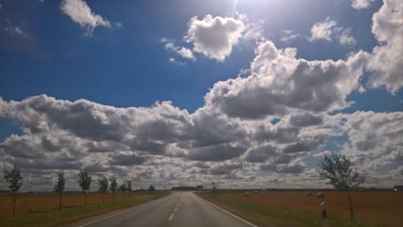 Open Road Beneath a Brilliant Sky wallpaper