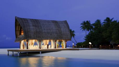 Maldives Beachside Bliss wallpaper