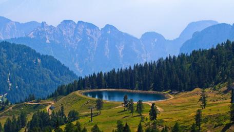 Majestic Mountains and Serene Lake Viewpoint wallpaper