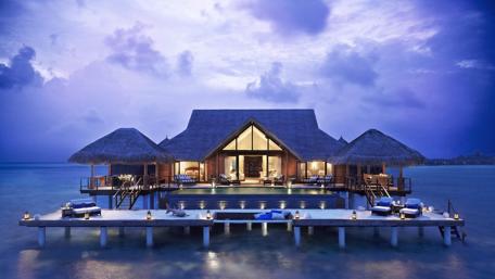 Tranquil Evening at the Sea Bungalow wallpaper