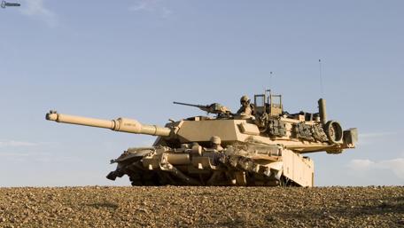 Desert Tank Power Display wallpaper
