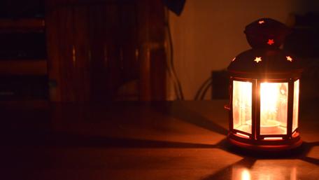 Ramadan Lantern Glow wallpaper