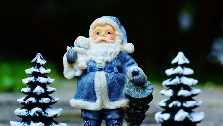 Santa's Winter Wonderland in Blue and White wallpaper