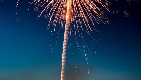 Celestial Fireworks Display in the Night Sky wallpaper