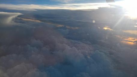 Majestic Cloudscape at Sunset wallpaper