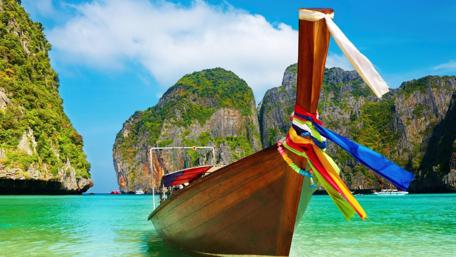 Serene Escape to Tropical Paradise wallpaper