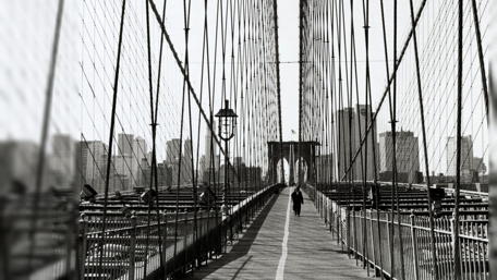 Monochrome City Bridge wallpaper