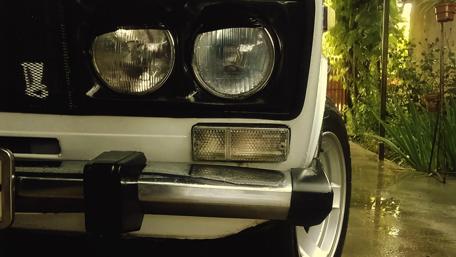 Classic Lada Zhiguli Beauty in Focus wallpaper