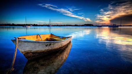 Serene Waterscape at Dusk Moment of Tranquility wallpaper