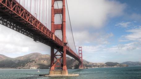 Golden Gate Bridge Serenity View wallpaper