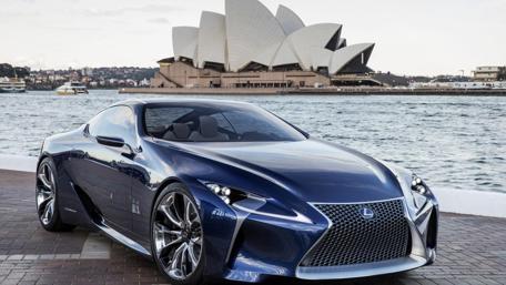 Lexus Elegance by the Harbor wallpaper