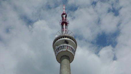 City Skyline with Tower Viewpoint wallpaper
