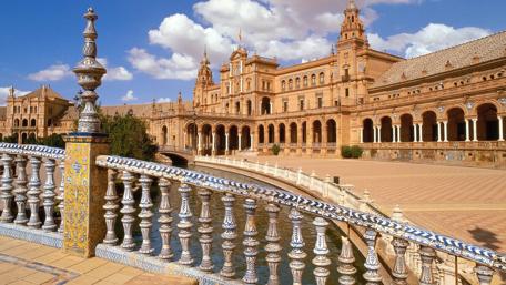 Majestic Cityscape of Seville wallpaper