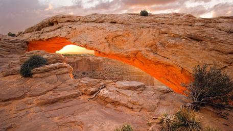Majestic Canyon Arch at Sunset wallpaper