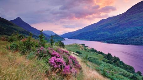 Majestic Landscape at Dusk with Serenity in Nature wallpaper