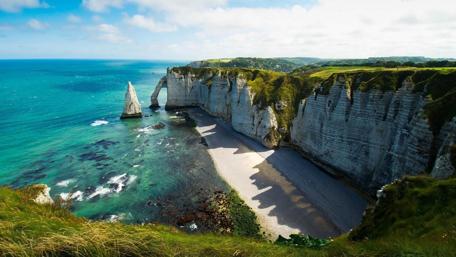 Serene Cliffs of Manche Coastline wallpaper