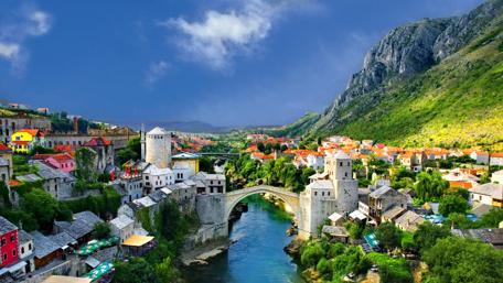 Old Bridge above Neretva wallpaper