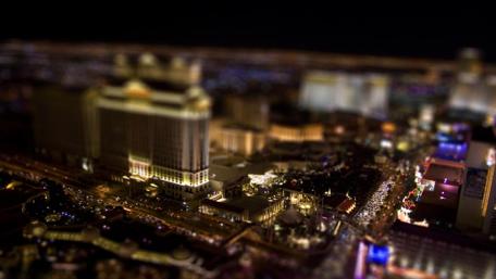 Vibrant Nightlife in a Cityscape wallpaper