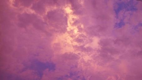 Vibrant Sunset Sky Wallpaper wallpaper