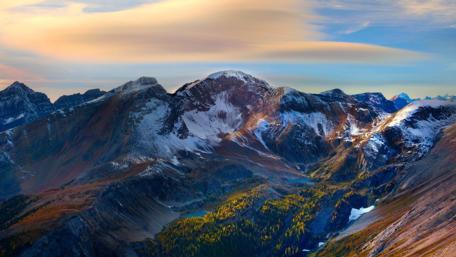 Mountains Majestic Serenity wallpaper