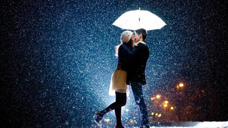 Midnight Snowfall Kiss wallpaper