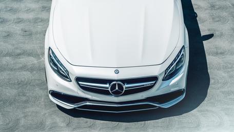 Sleek Elegance of a White Luxury Car wallpaper