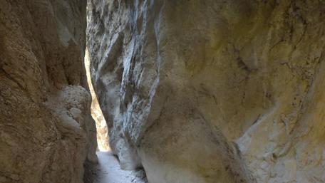 Majestic Cliff Passageway wallpaper