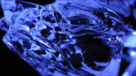 Majestic Ice Elegance in Blue Shades wallpaper