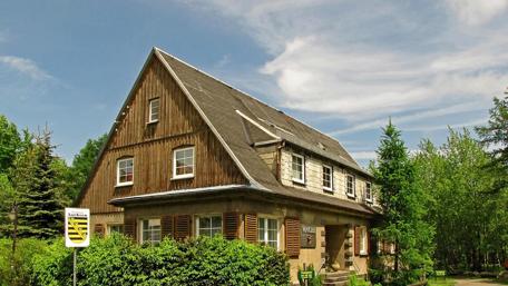 Charming Rustic House in Nature wallpaper